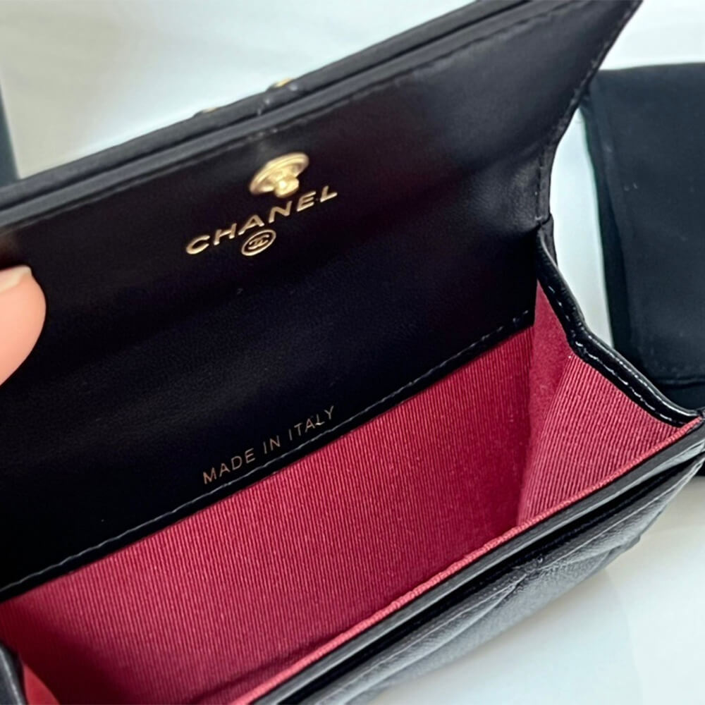 Black Chanel 19 flap card holder - Image 7