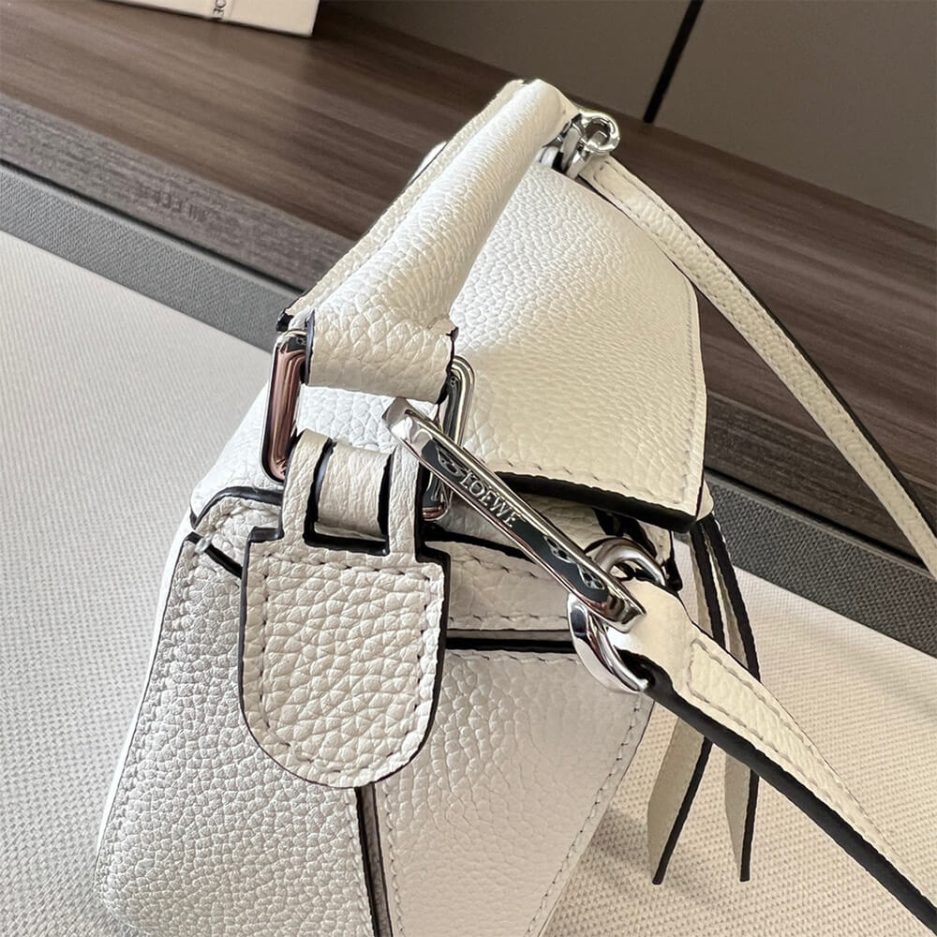 White LOEWE Mini Puzzle bag in classic calfskin - Image 7