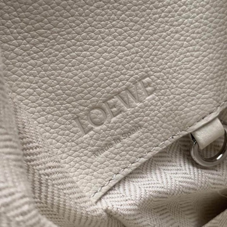 White Loewe Small Hammock bag in soft grained calfskin - Image 7