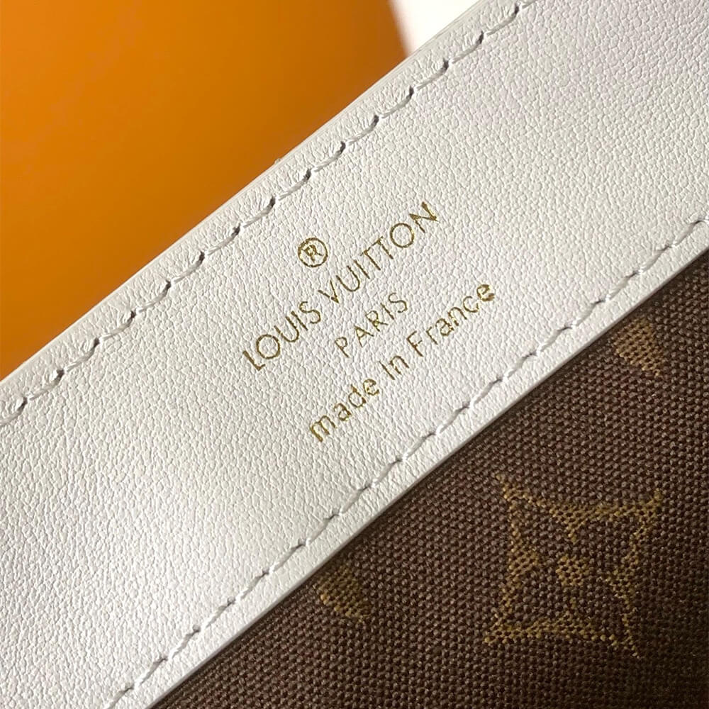 LV Dauphine Soft MM - Image 7