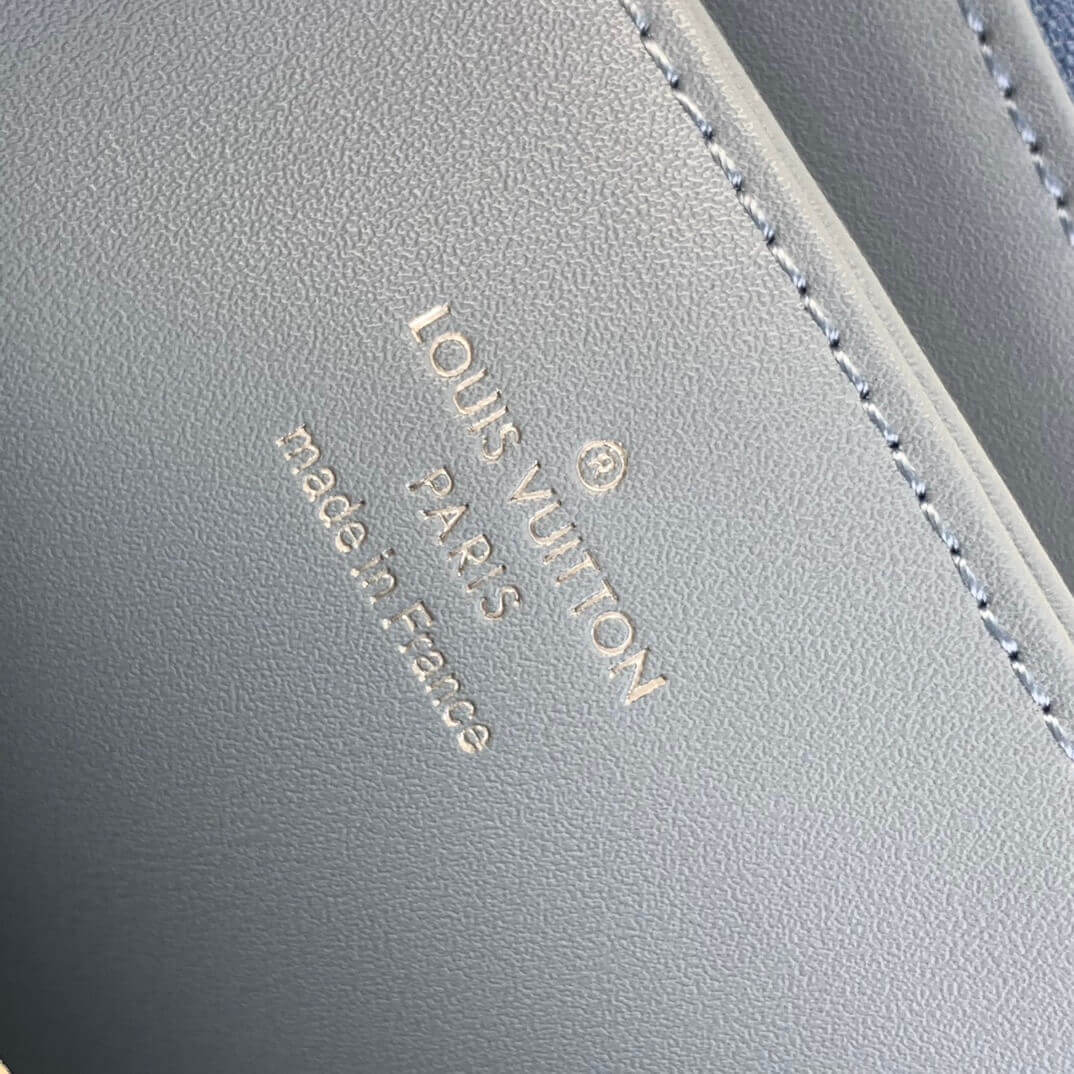 LV Zippy Wallet - Image 7