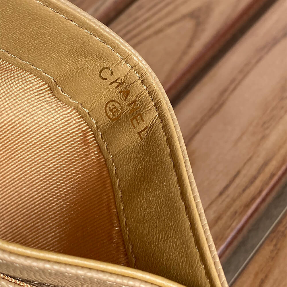 CHANEL Classic Card Holder - Image 7