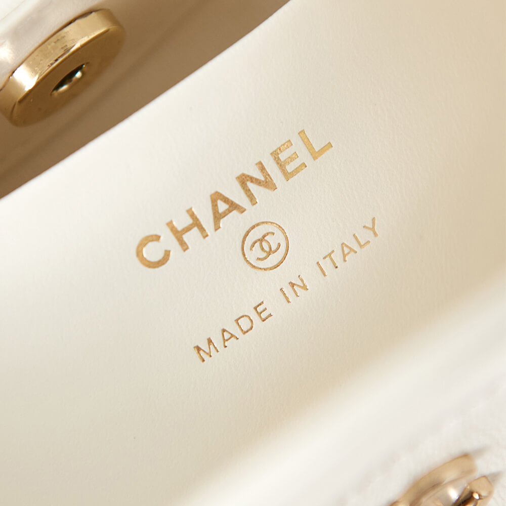 CHANEL 31 nano Bag - Image 7