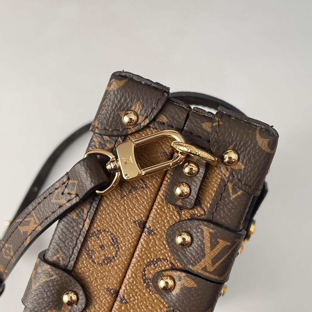 LV Petite MalleLV Petite Malle - Image 7