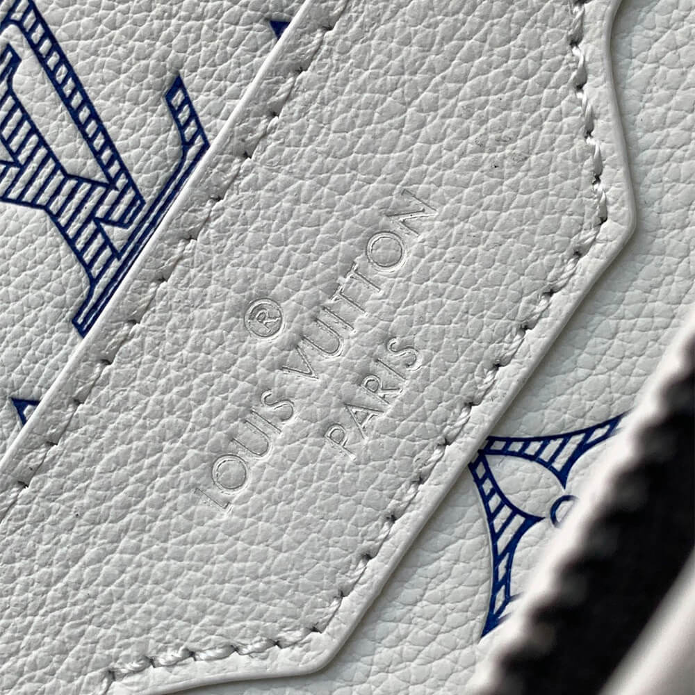 LV rio Messenger Bag - Image 7