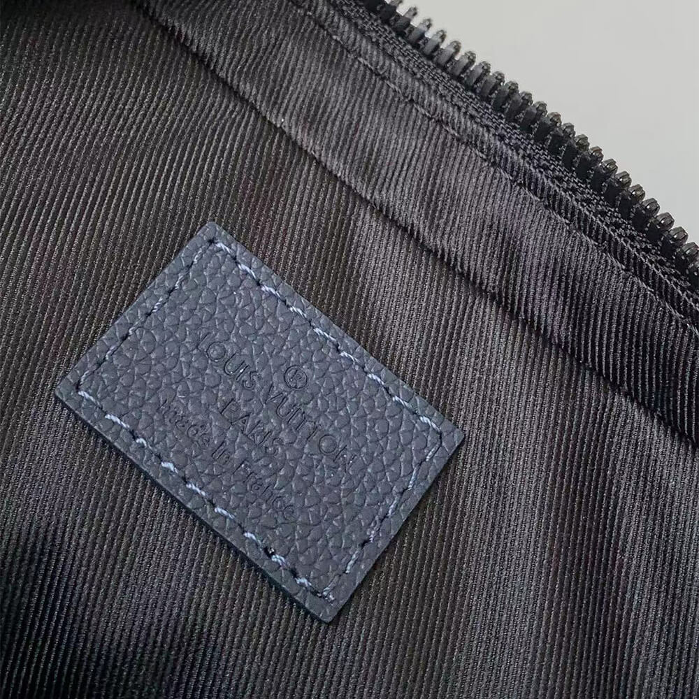 LV rio Messenger Bag - Image 7