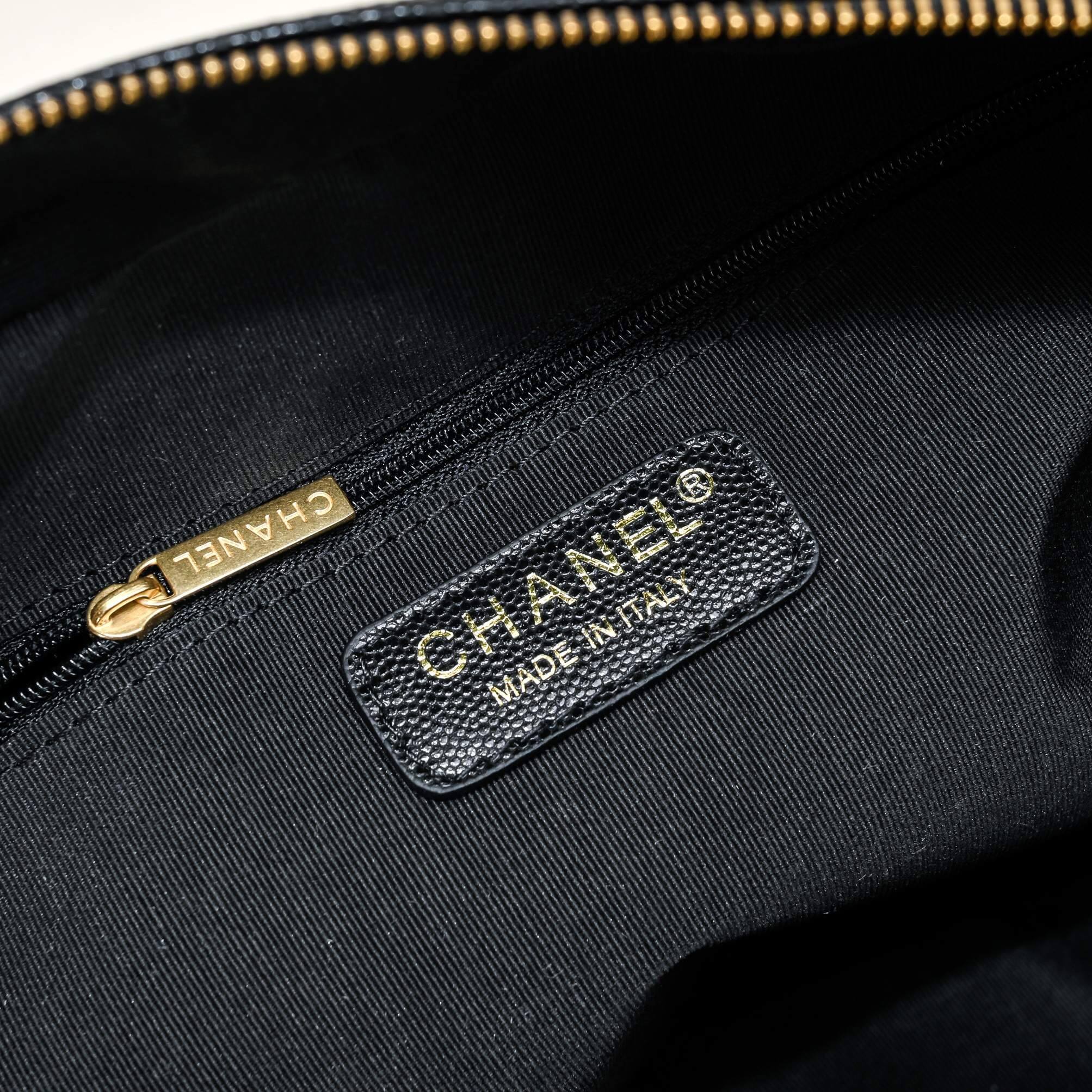 CHANEL Large Vintage Boston Bag - Image 7