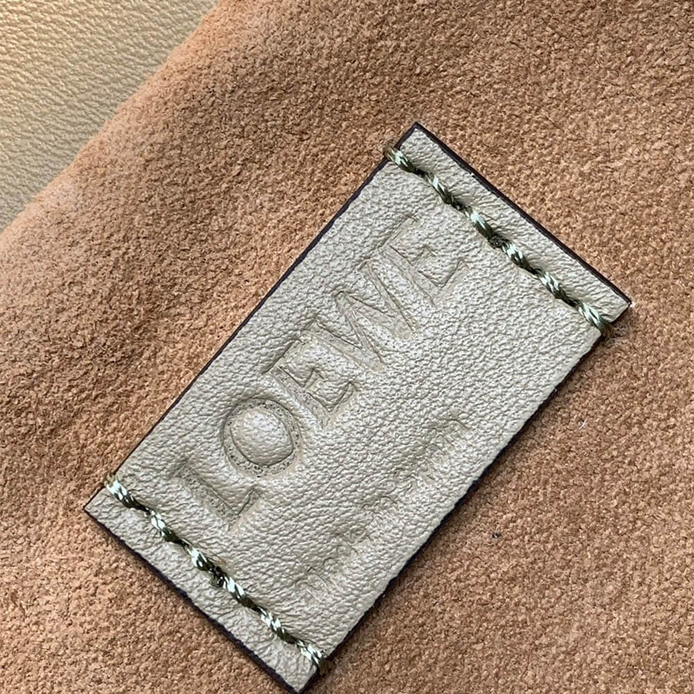 Clay Green LOEWE Medium Flamenco clutch in nappa calfskin (Best
GRADE) - Image 7