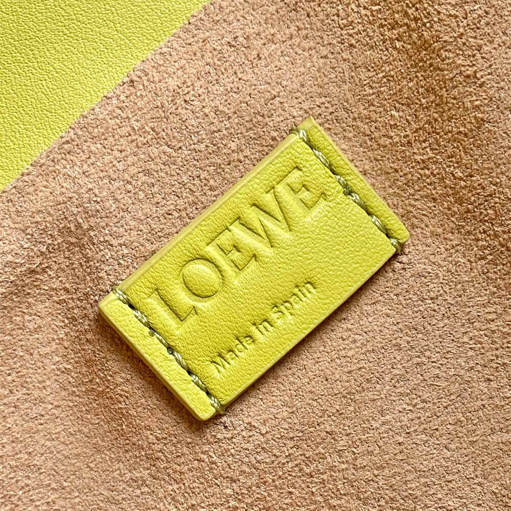 Green LOEWE Medium Flamenco clutch in nappa calfskin (Best
 GRADE) - Image 7