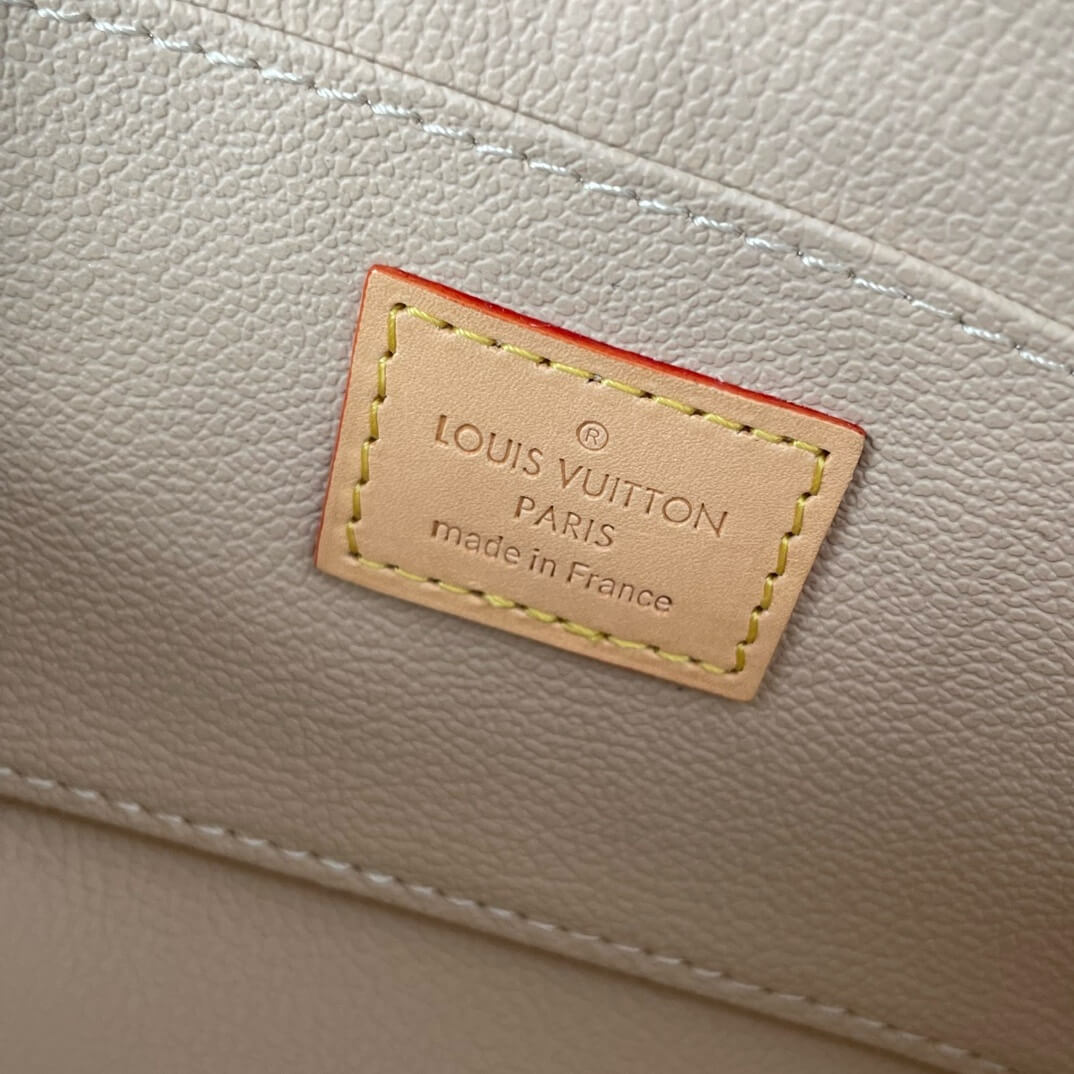 LV Cosmetic Pouch MM - Image 7