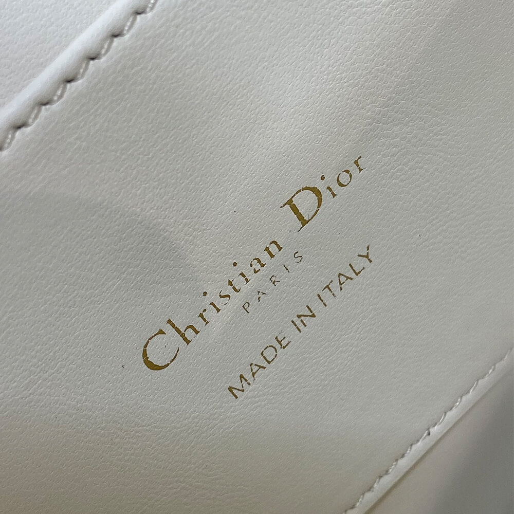Dior Medium 30 Montaigne Avenue Top Handle Bag - Image 7