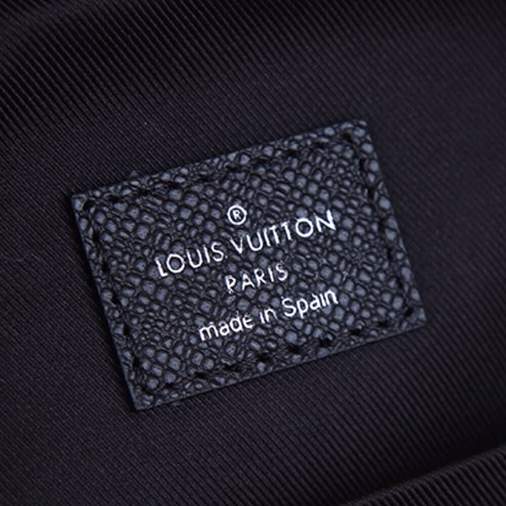 LV OUTDOOR SLINGBAG - Image 7