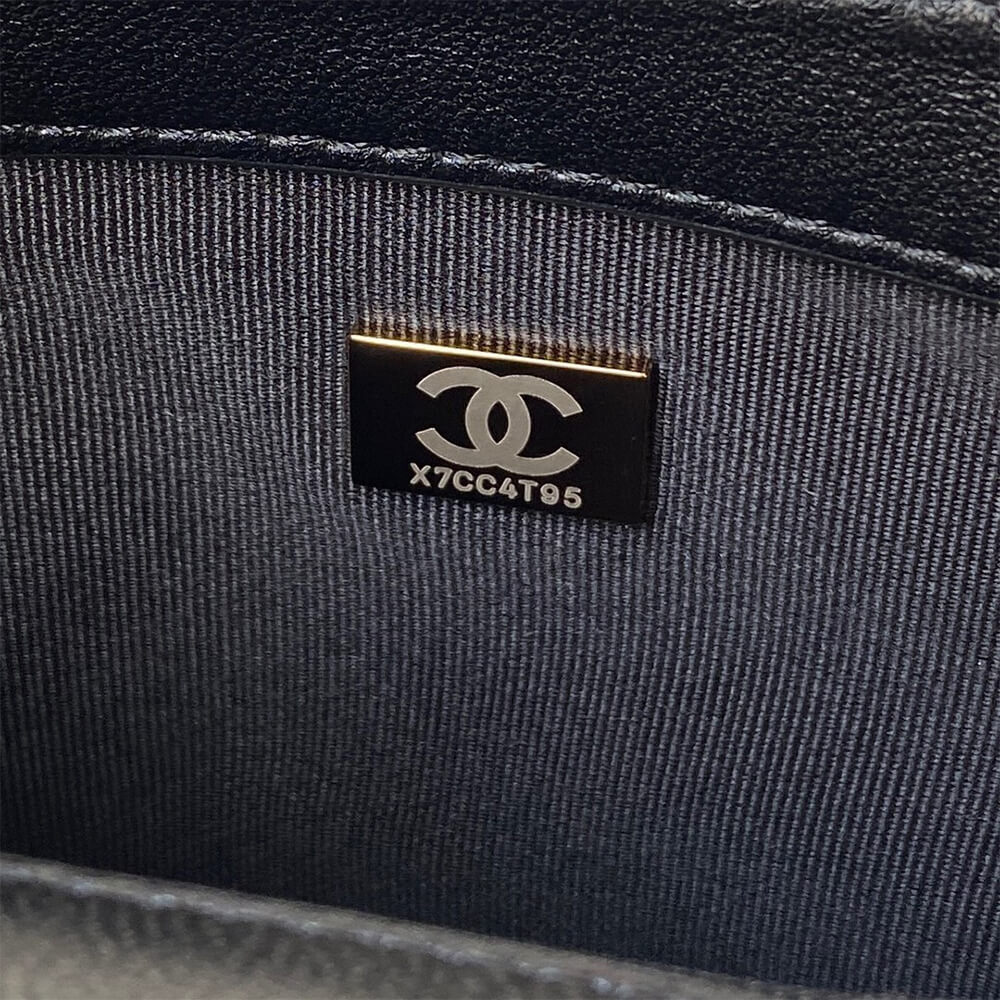 CHANEL FLAP BAG - Image 7