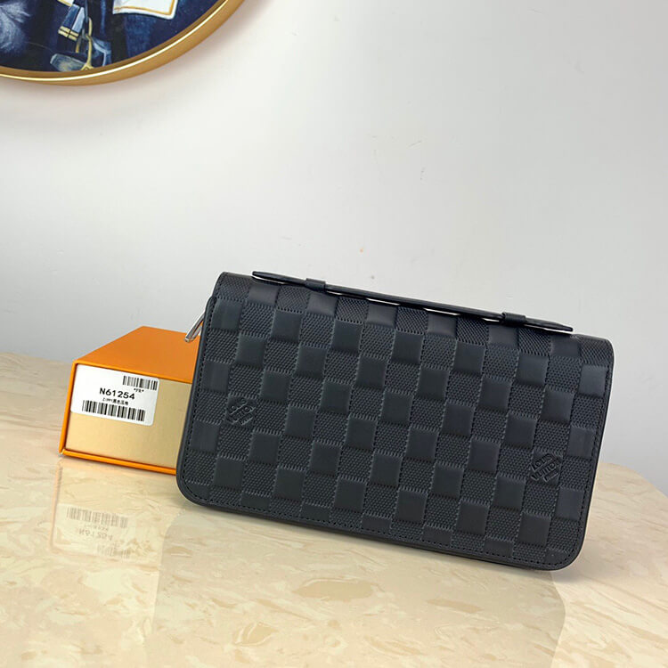 LV Zippy XL Wallet - Image 7