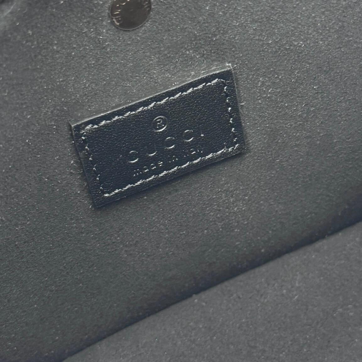 GG Emblem mini bucket bag - Image 7