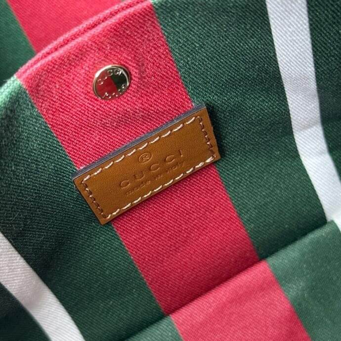 GG Emblem mini bucket bag - Image 7