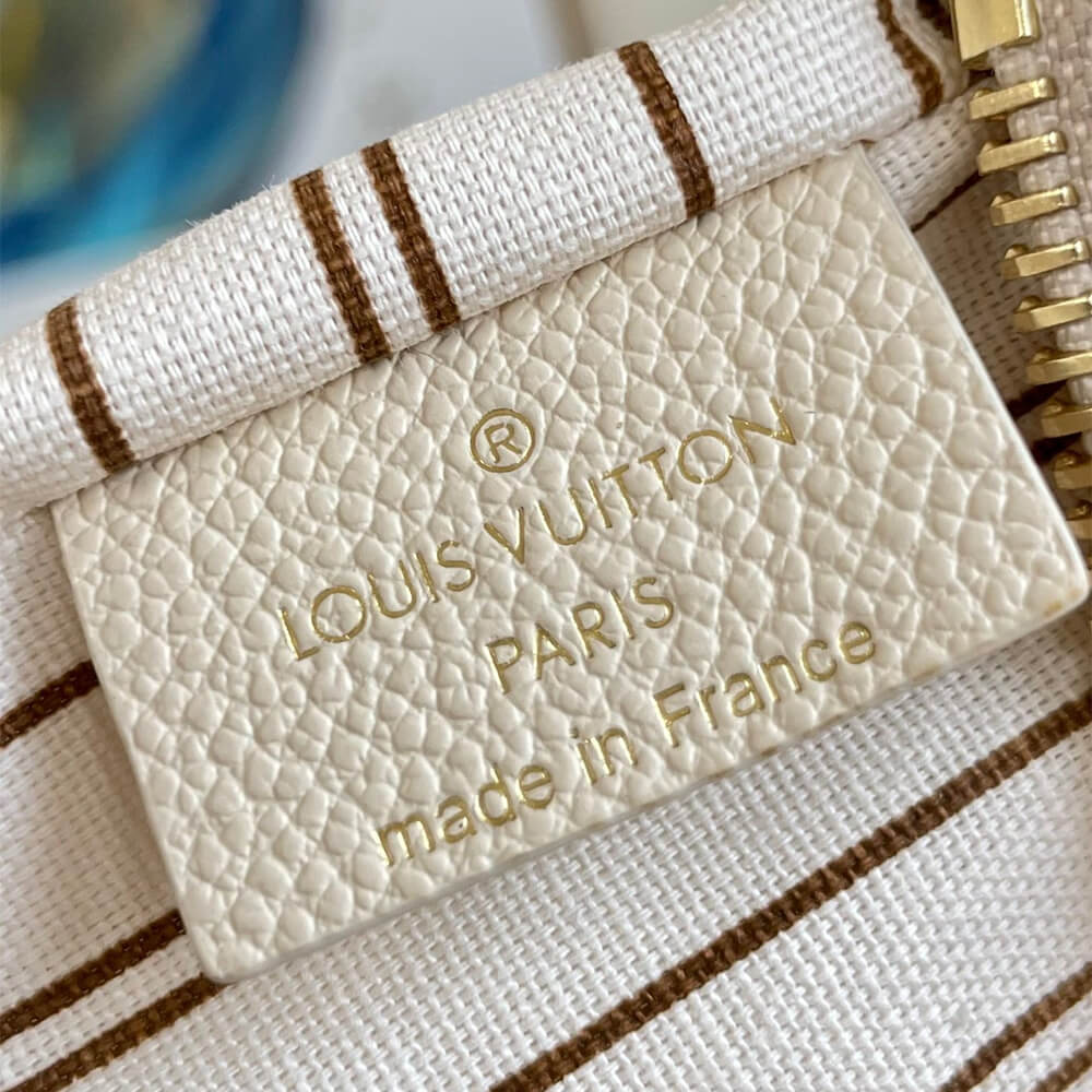 LV Easy Pouch On Strap - Image 7