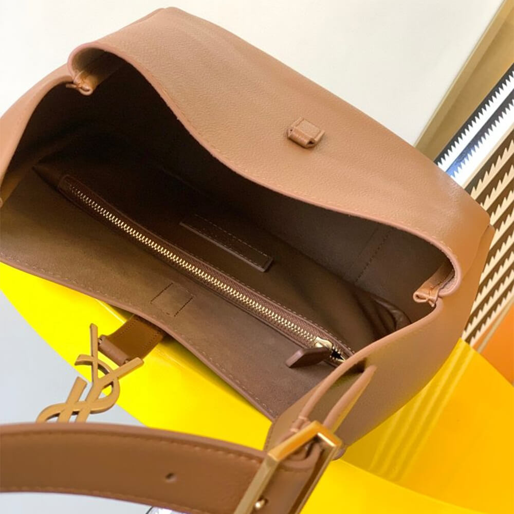 Fox YSL LE 5 A 7 supple SMALL IN GRAINED LEATHER - Image 8