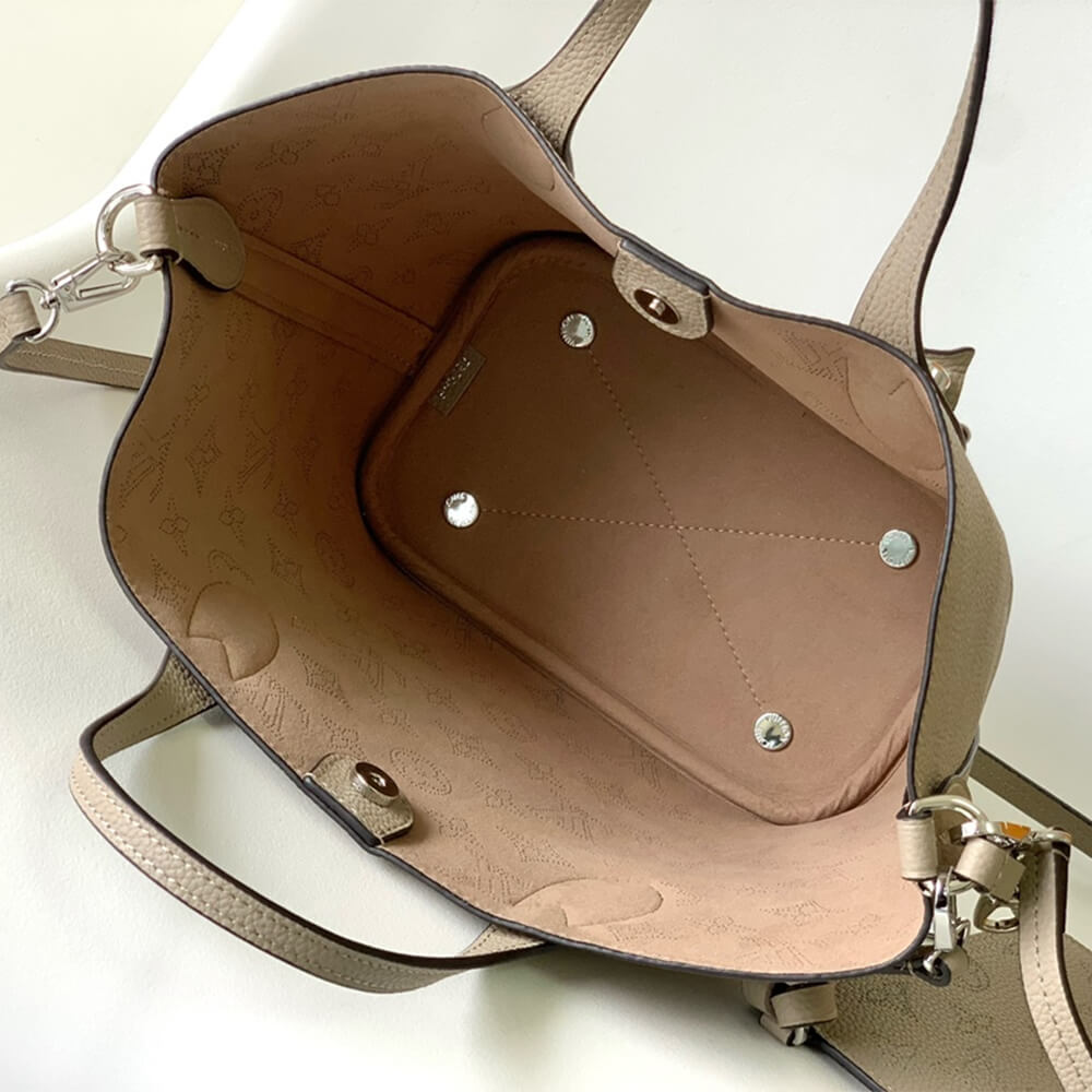 LV Blossom PM - Image 8