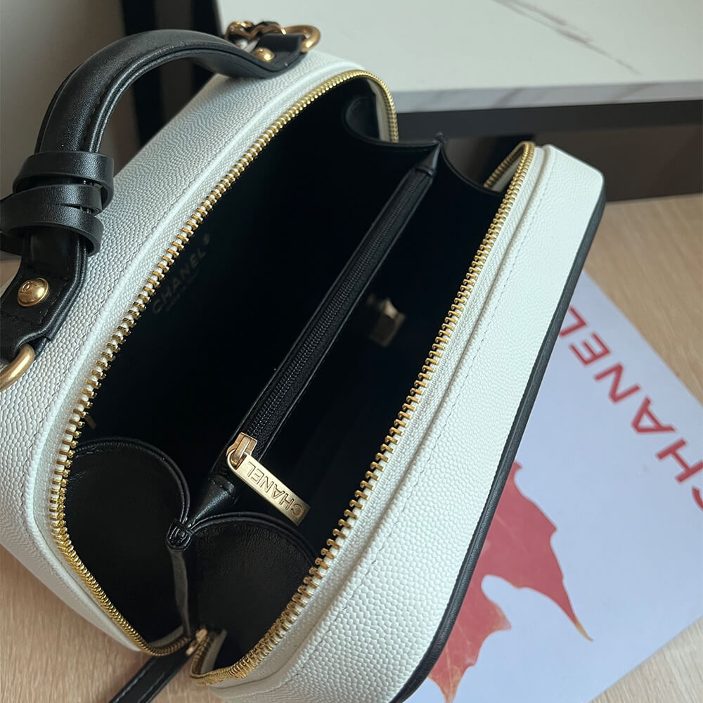 Chanel Medium Filigree Makeup Case - Image 8