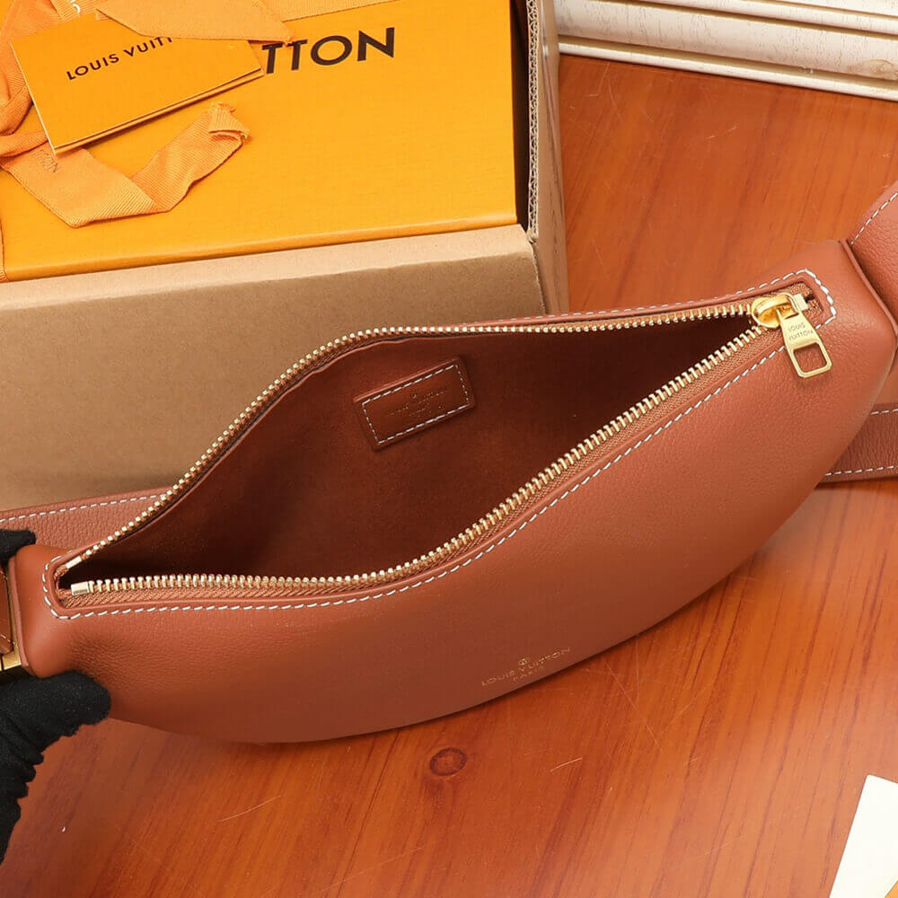 LV Low Key Bumbag - Image 8