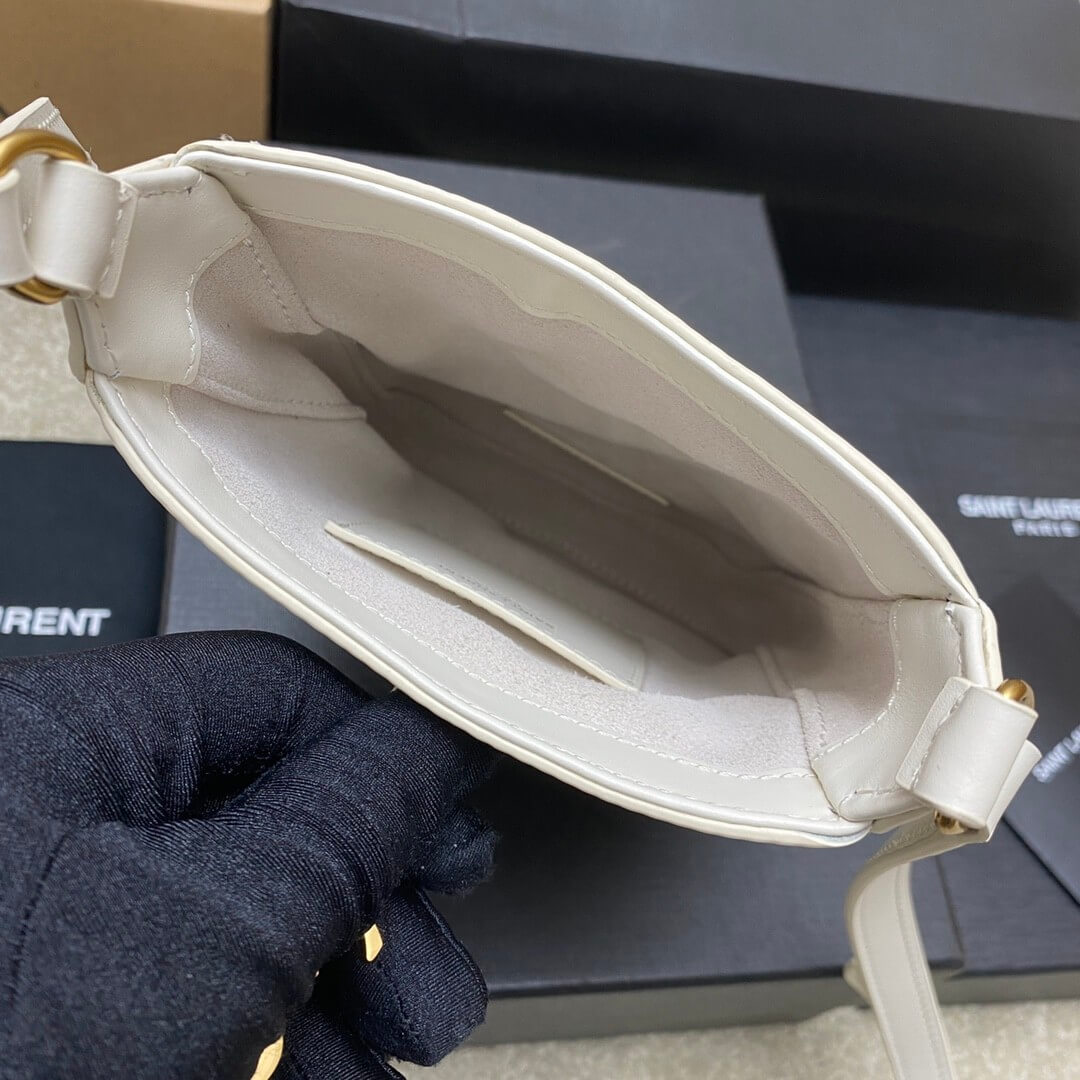 White YSL Le 5 A 7 mini vertical bag in shiny leather - Image 8