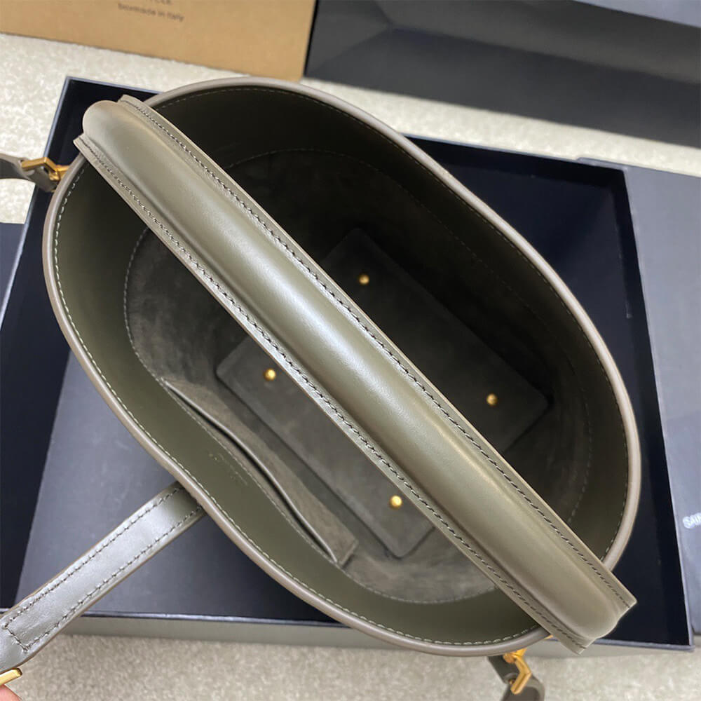 MUSK YSL LE 37 small in shiny leather - Image 8