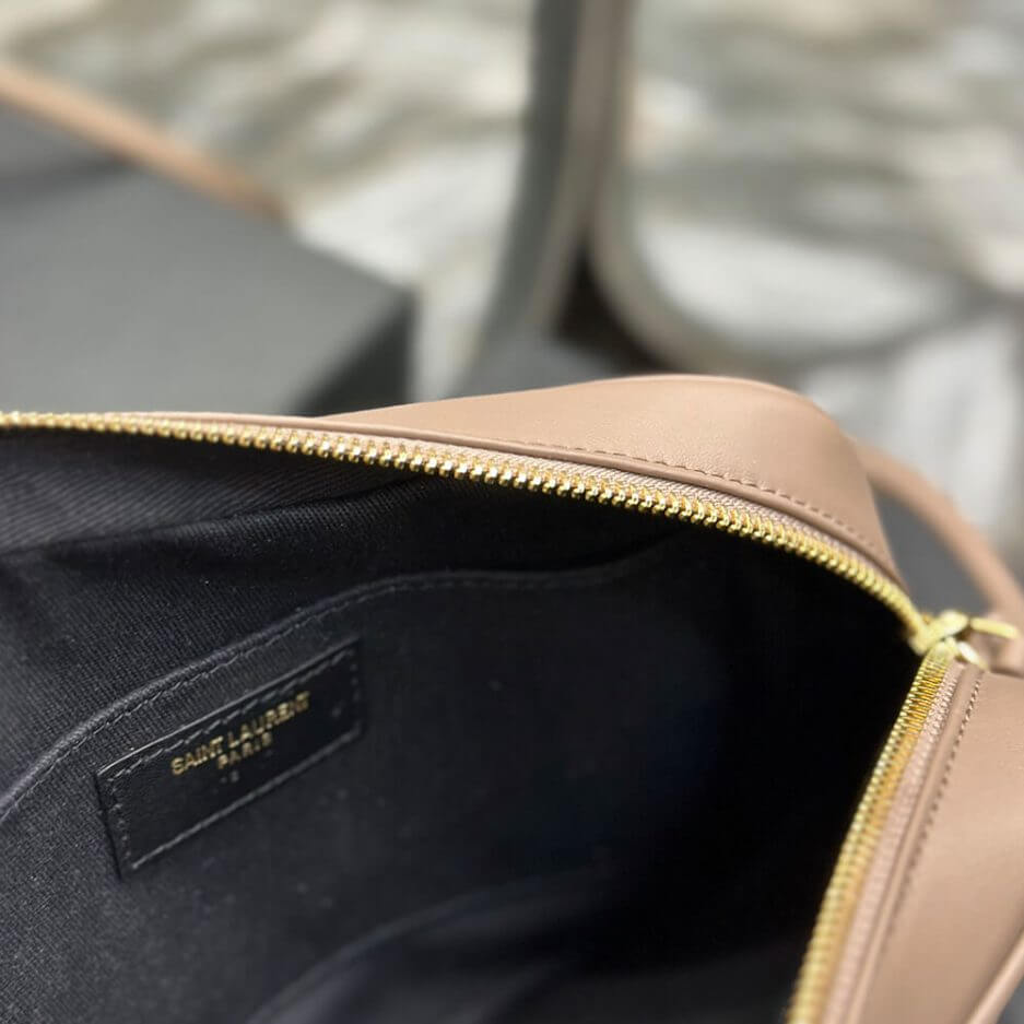 ROSY SAND YSL LOU CAMERA BAG IN QUILTED LEATHER - Image 8