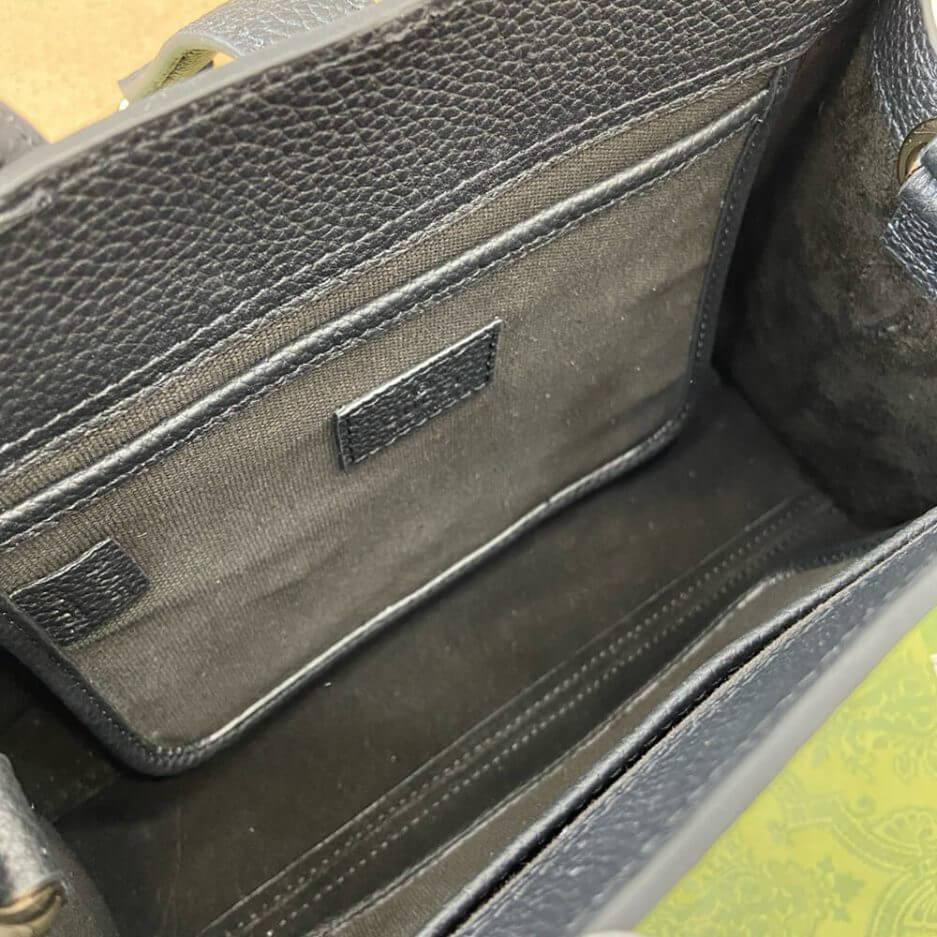 GUCCI SMALL TOTE BAG WITH HOOK CLOSURE - Image 8