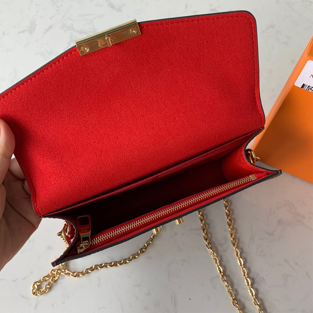 Louis Vuitton CROISETTE CHAIN WALLET - Image 8