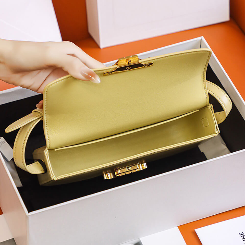 Papyrus CELINE TRIOMPHE SHOULDER BAG - Image 8