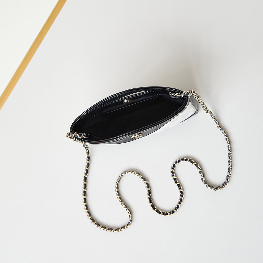 CHANEL 31 nano Bag - Image 8