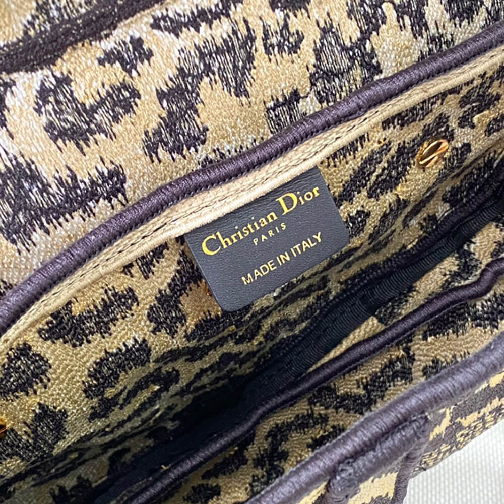 Dior SADDLE BAG - Image 8