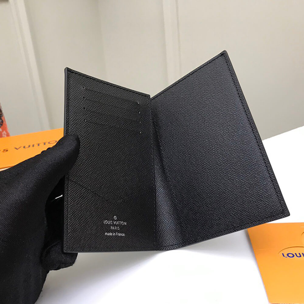 LV PASSPORT COVER - Image 8