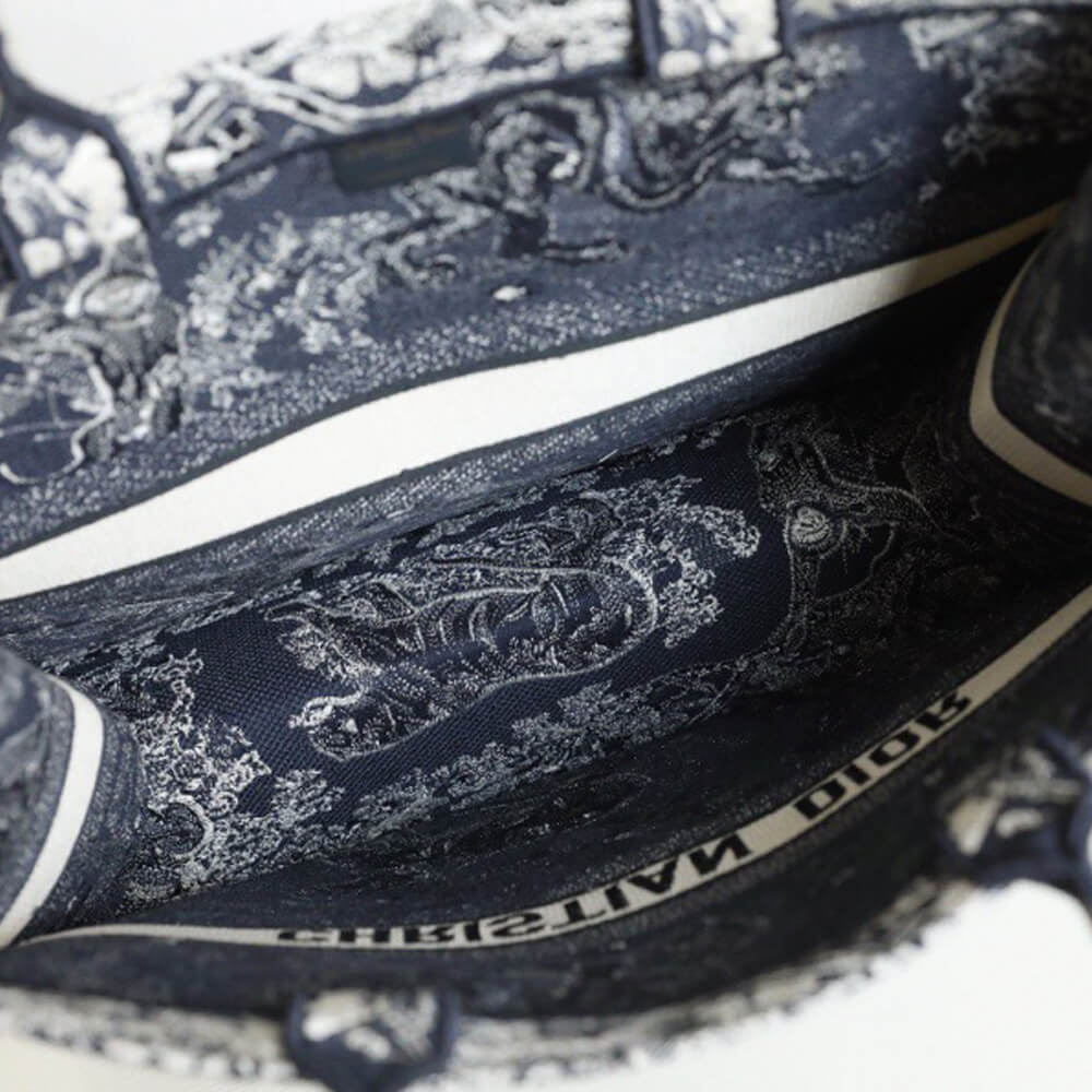 LARGE DIOR BOOK TOTE - Image 8