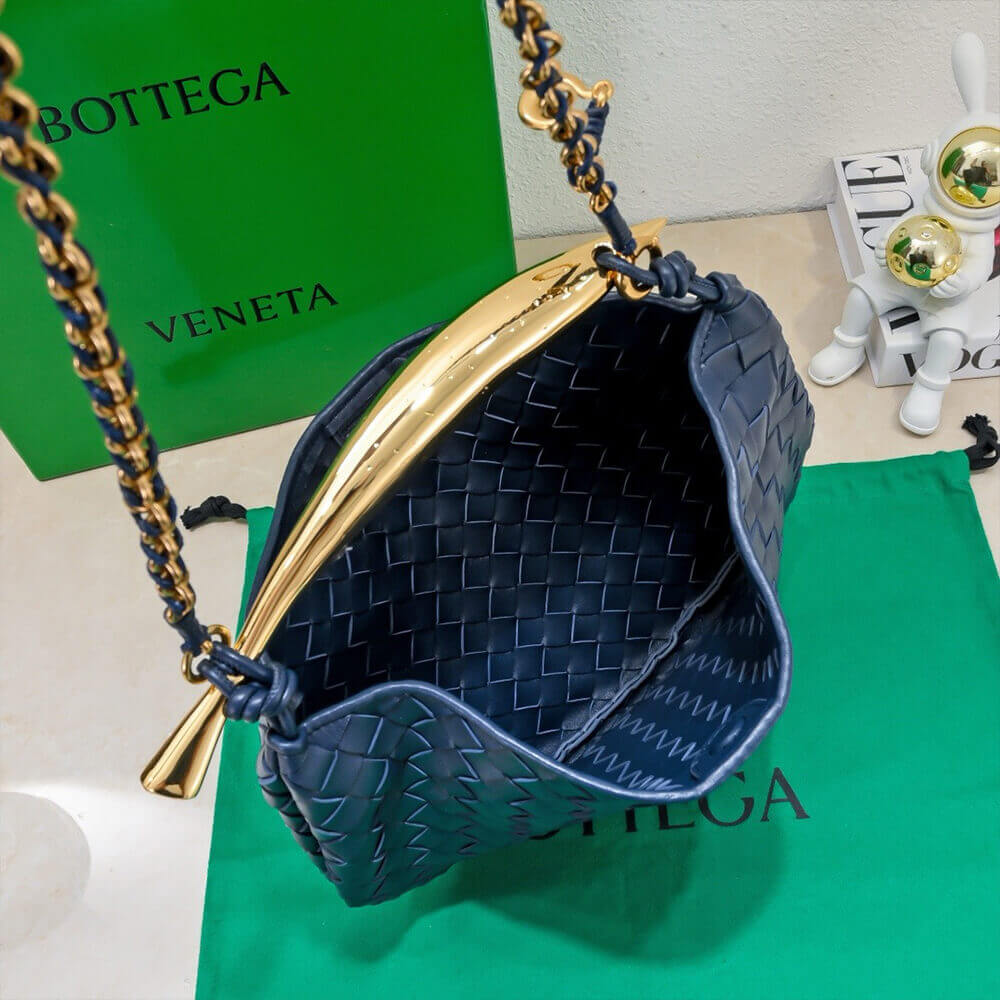 Space Bottega Veneta Sardine With Chain - Image 8