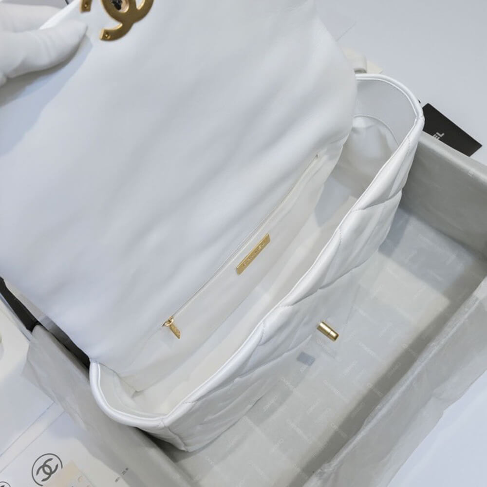 CHANEL 19 MAXI HANDBAG - Image 8
