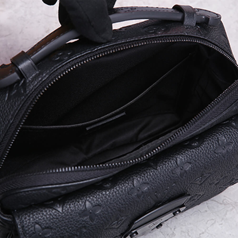 LV S LOCK MESSENGER - Image 8