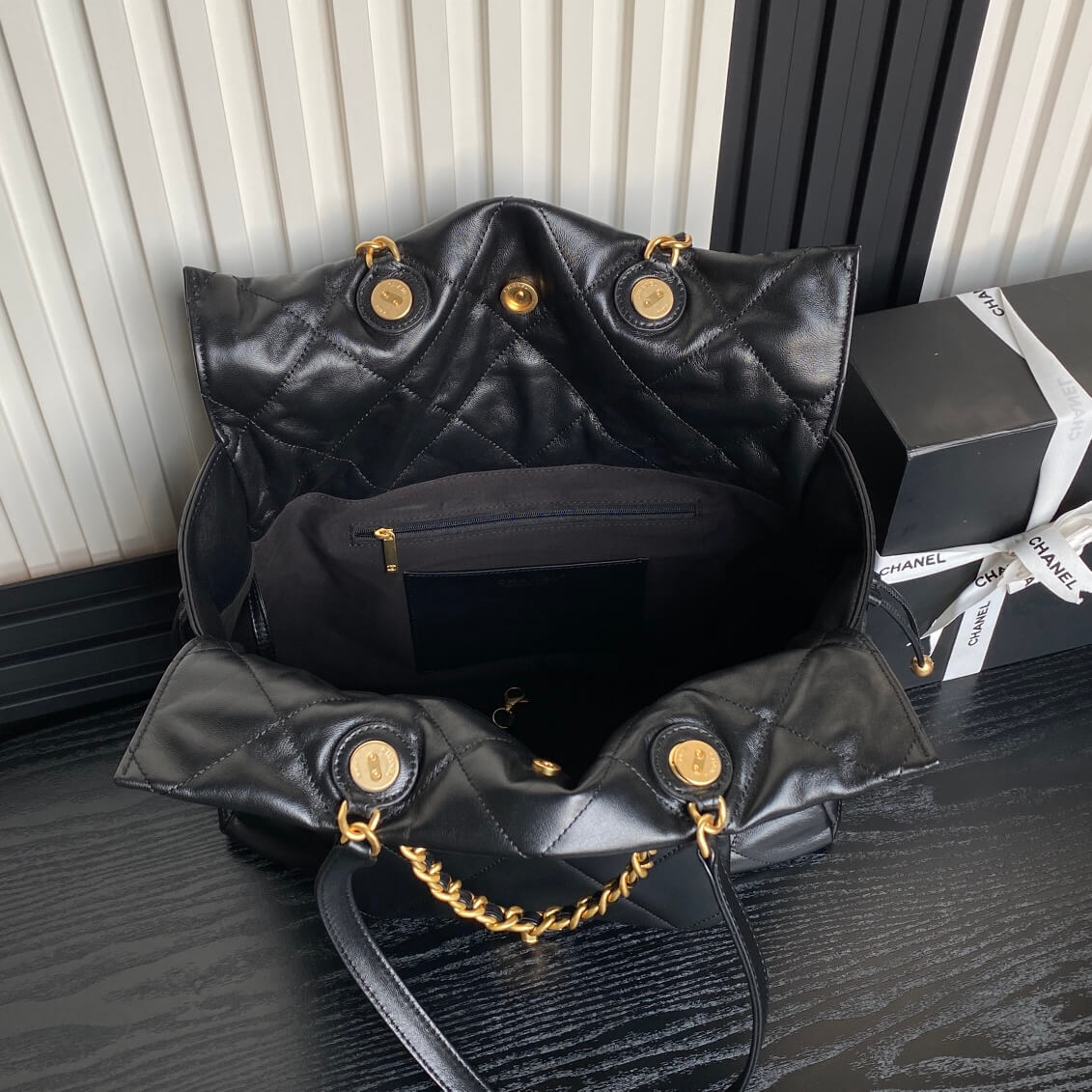 Black Chanel Shopping Bag (Best
 grade) - Image 8