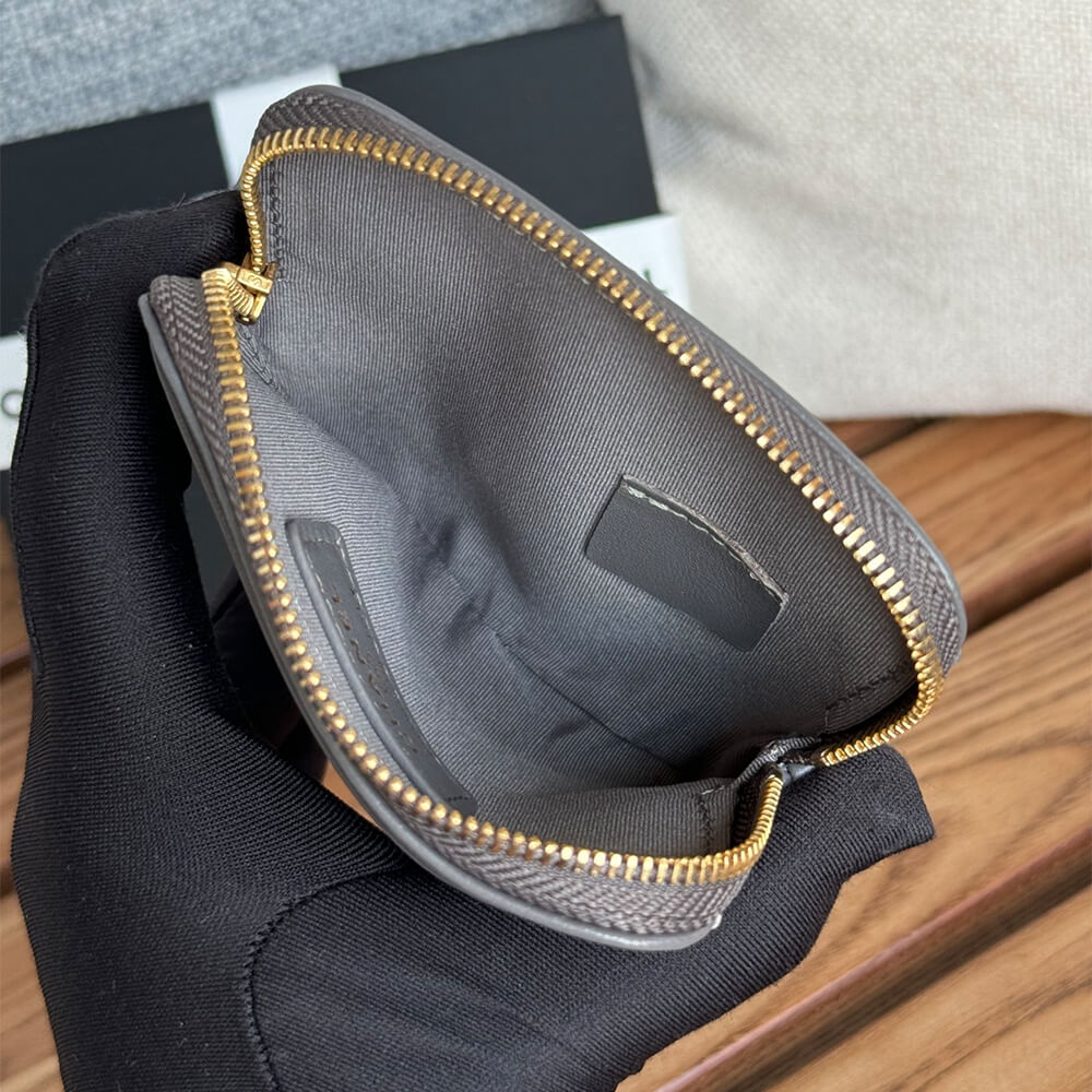 CHANEL 19 Zipped Coin Purse - Image 8