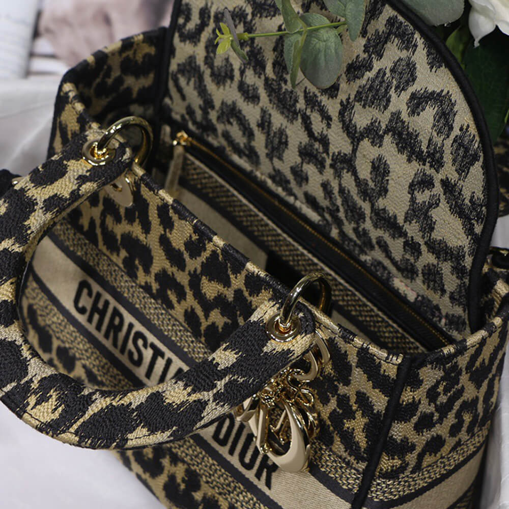 DIOR MEDIUM LADY D-LITE BAG - Image 8