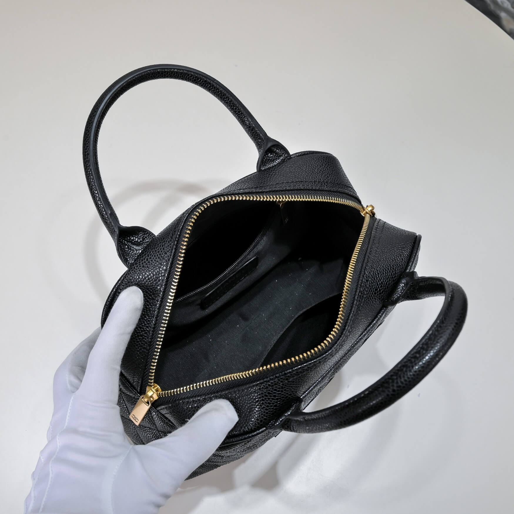 CHANEL Medium Vintage Boston Bag - Image 8