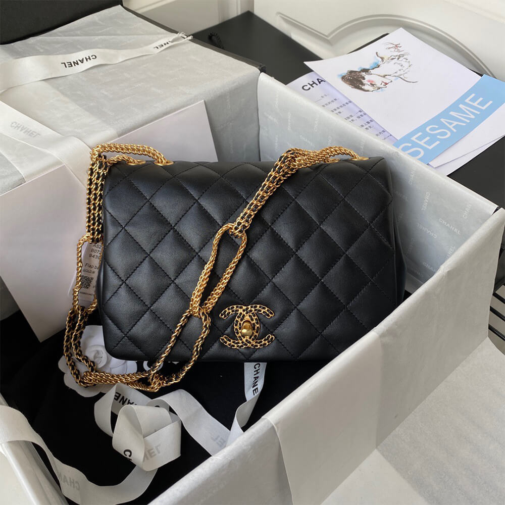 CHANEL FLAP BAG - Image 8