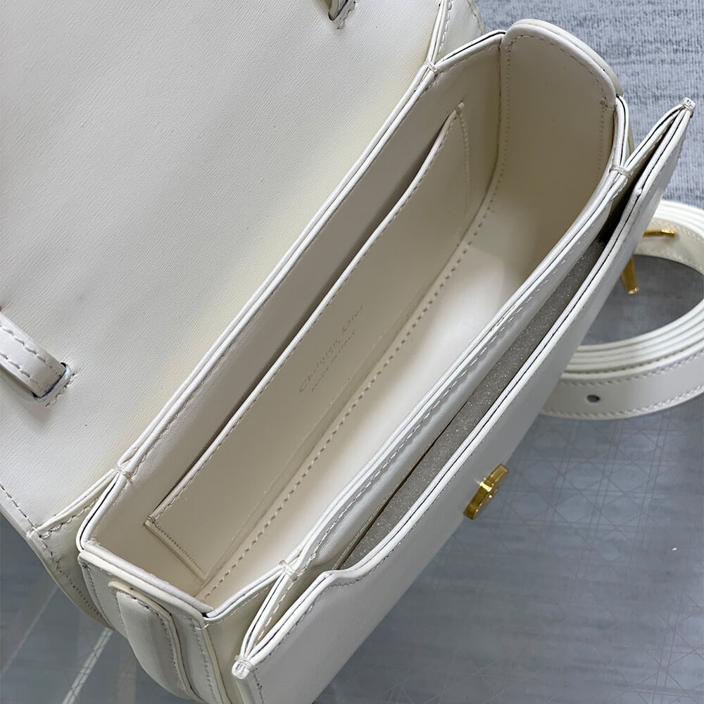 Dior Medium 30 Montaigne Avenue Top Handle Bag - Image 8