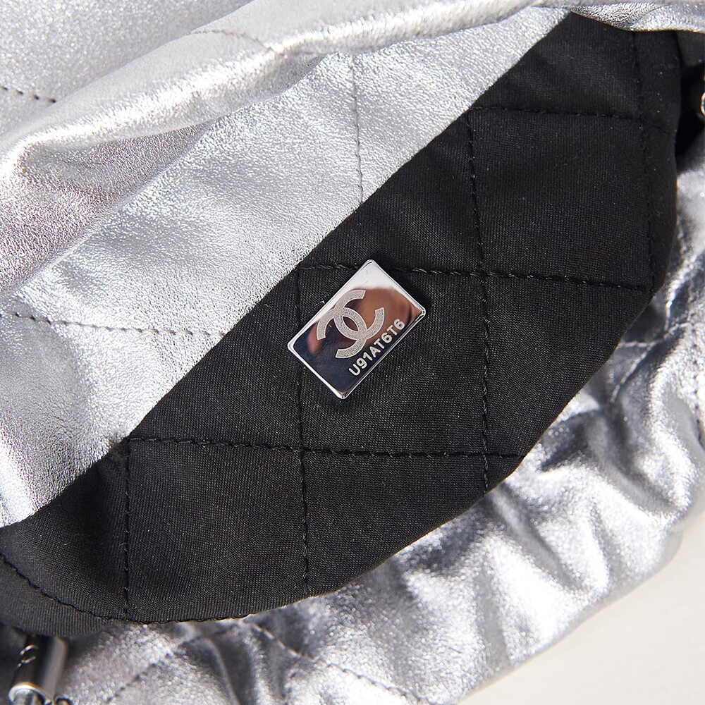 CHANEL 22 MINI HANDBAG - Image 8