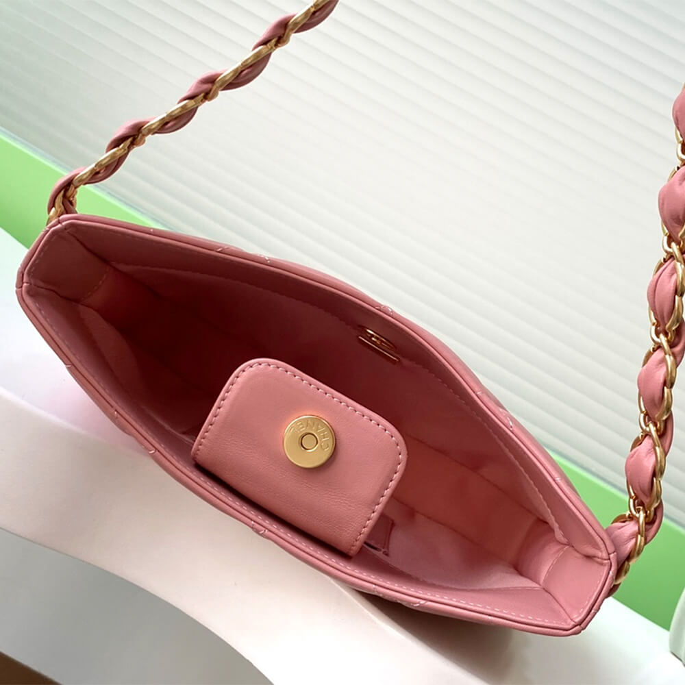 CHANEL Hippie Bag - Image 8