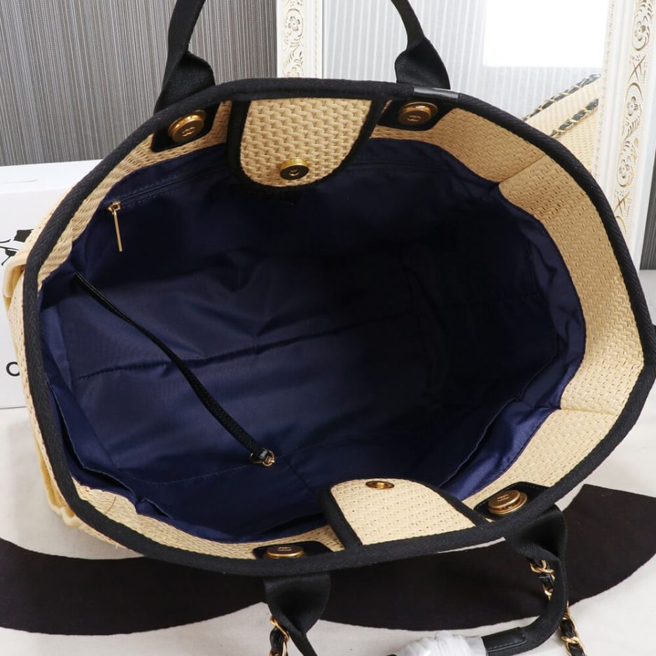 CHANEL MEDIUM DEAUVILLE TOTE - Image 8
