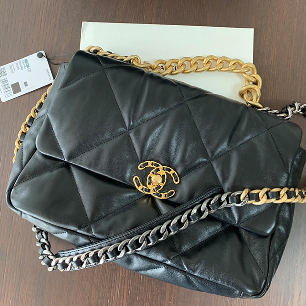 CHANEL 19 Large Handbag - Image 8