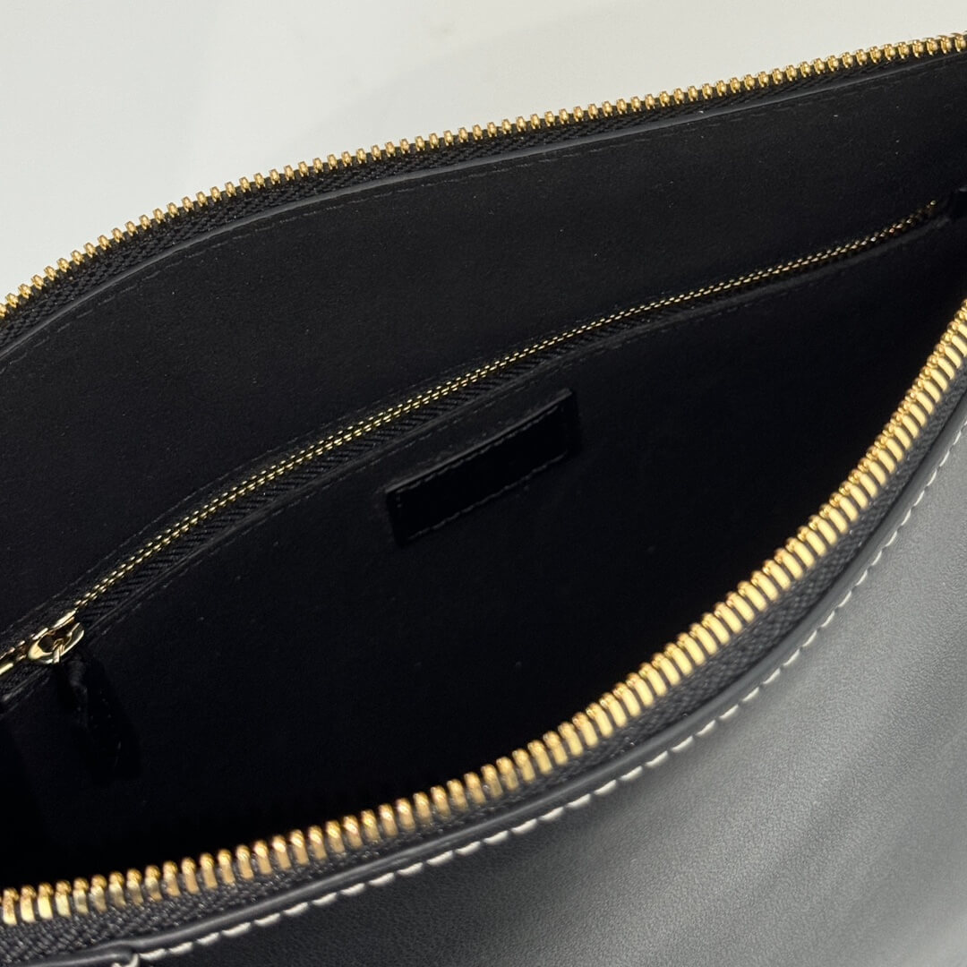 GG Emblem medium shoulder bag - Image 8