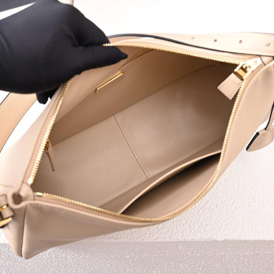 Prada Aimee large leather shoulder bag - Image 8